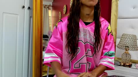 Snapshot of kendalstallyon chatting on December 2024 03:35:01 PM Kendal online show from December 2024 03:35:01 PM