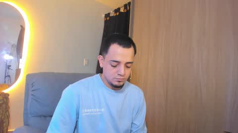 kendel_dimitri online show from February 2025 04:25:02 AM