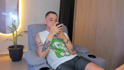 kendel_dimitri online show from February 2025 05:53:02 AM