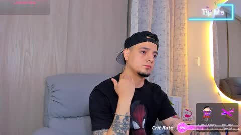 kendel_dimitri online show from October 2025 06:33:01 AM