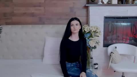 Snapshot of kendrabloom chatting on January 2026 06:51:02 AM KendraBloom online show from January 2026 06:51:02 AM