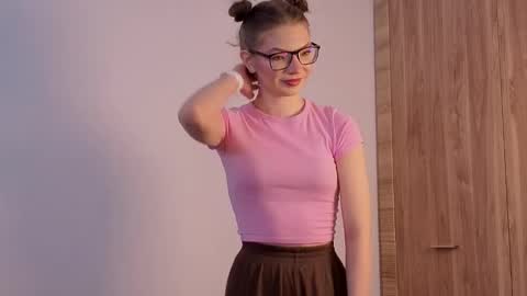 Lisa online show from February 2026 06:11:01 PM