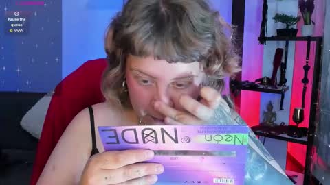 Kenzie online show from February 2026 03:33:01 AM