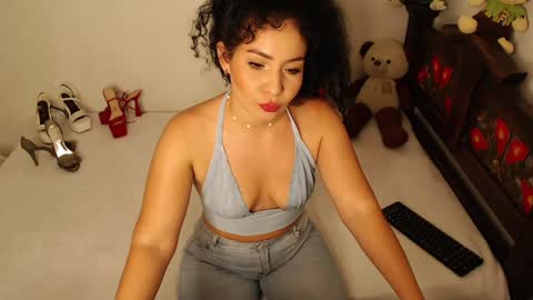 Snapshot of kerani__ chatting on January 2025 12:18:01 AM DANIELA online show from January 2025 12:18:01 AM