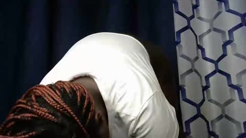 kering_lovly online show from October 2025 08:16:02 PM