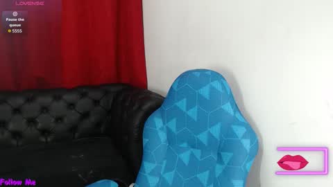 Snapshot of kerly_doll chatting on November 2025 01:10:02 PM K E R L Y online show from November 2025 01:10:02 PM