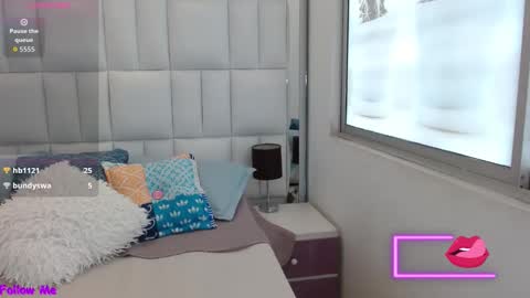 Snapshot of kerly_doll chatting on November 2025 03:47:01 PM K E R L Y online show from November 2025 03:47:01 PM