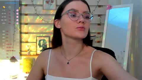 Snapshot of ketrin_pirsss chatting on October 2025 06:50:01 PM Ketrin online show from October 2025 06:50:01 PM