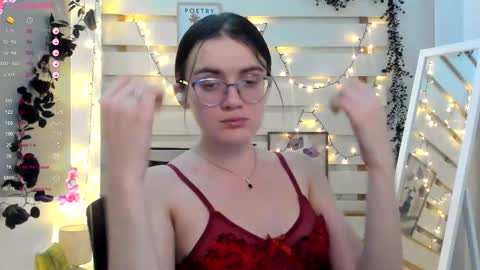 Ketrin online show from December 2025 10:51:03 PM