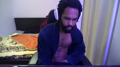 kevi4 online show from February 2025 11:48:02 PM