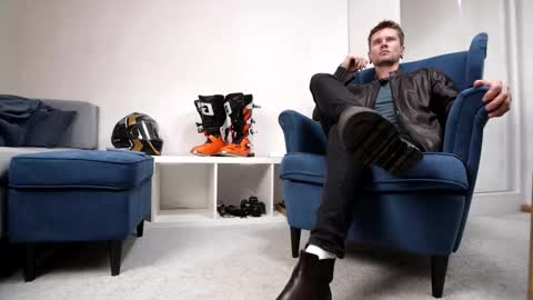 Kev online show from September 2025 01:56:02 PM