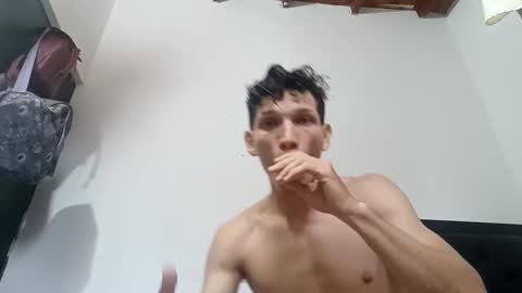 Snapshot of kevinkewma chatting on March 2025 10:38:01 PM kevinkewma online show from March 2025 10:38:01 PM