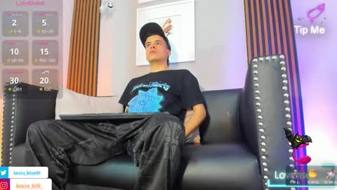 Sexy  Hot Kevin online show from November 2025 11:48:01 PM