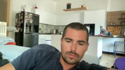 kevinpillobello online show from July 2026 03:21:02 PM
