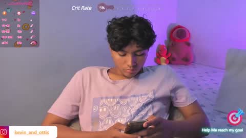 Snapshot of kevinxlvx chatting on December 2024 11:48:01 PM kevin and ottis online show from December 2024 11:48:01 PM