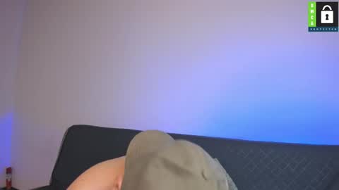 kevin and ottis online show from November 2025 11:04:02 PM