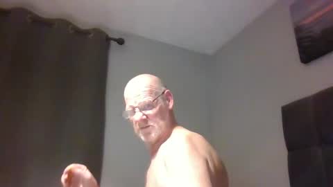 Snapshot of kevlooking4sez chatting on December 2024 03:45:01 AM kevlooking4sez online show from December 2024 03:45:01 AM