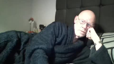 Snapshot of kevlooking4sez chatting on January 2025 11:27:02 PM kevlooking4sez online show from January 2025 11:27:02 PM