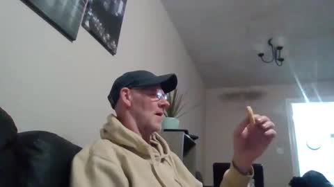 Snapshot of kevlooking4sez chatting on February 2025 07:36:01 PM kevlooking4sez online show from February 2025 07:36:01 PM