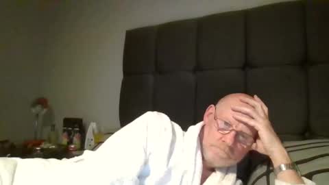 Snapshot of kevlooking4sez chatting on March 2025 12:20:01 AM kevlooking4sez online show from March 2025 12:20:01 AM