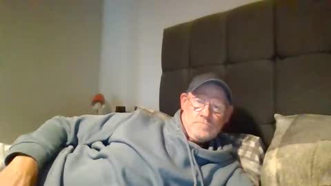 Snapshot of kevlooking4sez chatting on September 2025 05:13:01 PM kevlooking4sez online show from September 2025 05:13:01 PM