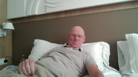 Snapshot of kevlooking4sez chatting on October 2025 03:56:02 PM kevlooking4sez online show from October 2025 03:56:02 PM