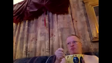 kevydaddyhubby2 online show from January 2026 05:44:01 AM