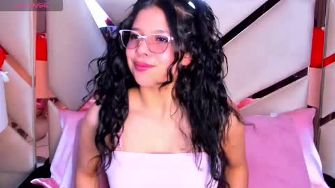 Keyla noa online show from February 2026 06:25:02 PM