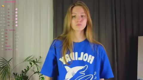 Snapshot of keylalong chatting on March 2025 12:01:02 PM Hi Im Mary Glad to see you in my room PVT is open online show from March 2025 12:01:02 PM