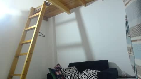 khloe online show from March 2025 11:53:01 PM