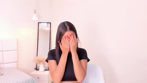 Khloe online show from March 2026 01:06:01 PM