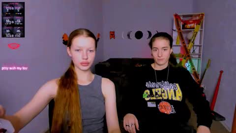 khloebeauty online show from October 2025 08:26:01 PM