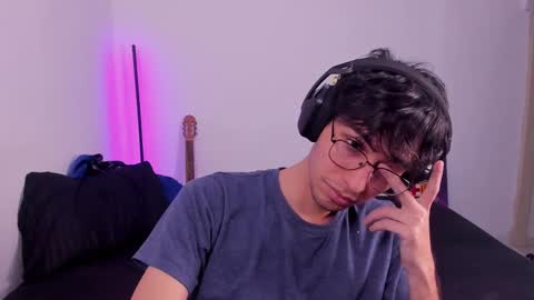 khozler_ online show from March 2025 06:21:01 AM