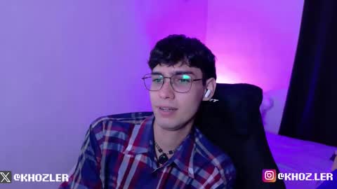 khozler_ online show from December 2025 04:30:01 AM