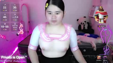 Snapshot of kianna_schmitz chatting on May 2026 02:20:02 AM Your SweetGirl Ts online show from May 2026 02:20:02 AM