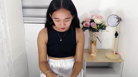 i love bella online show from December 2024 04:27:02 AM