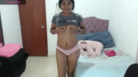 Kiara online show from September 2025 12:32:01 AM