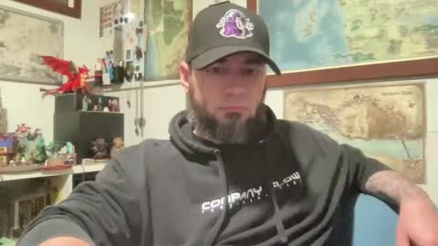 Snapshot of kicker_of_elves chatting on November 2025 10:04:02 PM kicker_of_elves online show from November 2025 10:04:02 PM