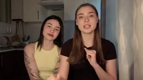 Snapshot of kierstentates chatting on April 2026 02:12:02 PM Ola my name is Lissa Lets hit 10 Thumbs Up together online show from April 2026 02:12:02 PM