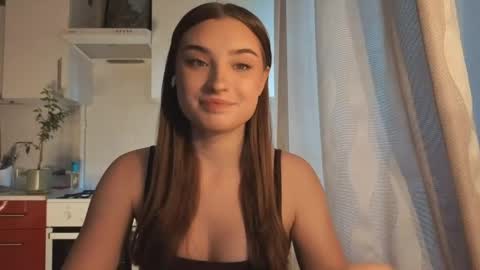 Snapshot of kierstentates chatting on June 2026 02:34:01 PM Ola my name is Lissa Lets hit 10 Thumbs Up together online show from June 2026 02:34:01 PM