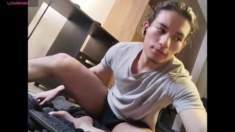 kikeruiz 19 online show from December 2024 04:42:01 PM