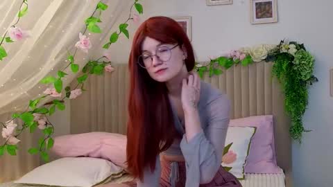 Snapshot of kiki_blue_eyes chatting on October 2025 04:23:02 AM kiki_blue_eyes online show from October 2025 04:23:02 AM