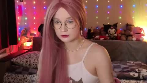 kiki_blue_eyes online show from March 2026 06:08:02 AM