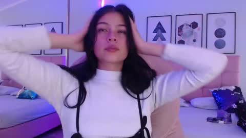 kIKI online show from February 2026 07:20:01 PM