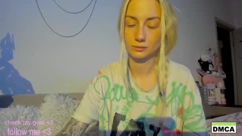 Kiki online show from October 2025 06:30:01 PM