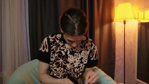 Snapshot of kiki_krash chatting on March 2026 11:05:02 AM Kiki online show from March 2026 11:05:02 AM