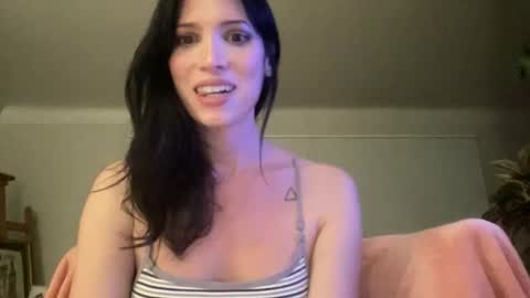 Kiki Hart online show from January 2026 02:48:02 AM