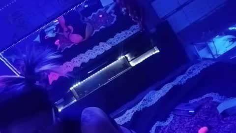 kikilovespartylights online show from February 2026 10:42:02 AM