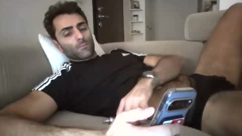 kikkus01 online show from November 2025 06:55:02 PM