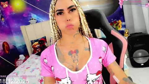 Snapshot of kilye_nellaa chatting on December 2025 03:02:02 AM kylie anthonella online show from December 2025 03:02:02 AM